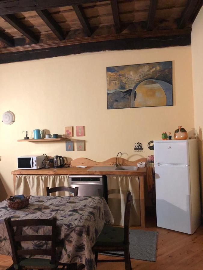 La Casa Del Castellano Hotel Cinzano Екстериор снимка