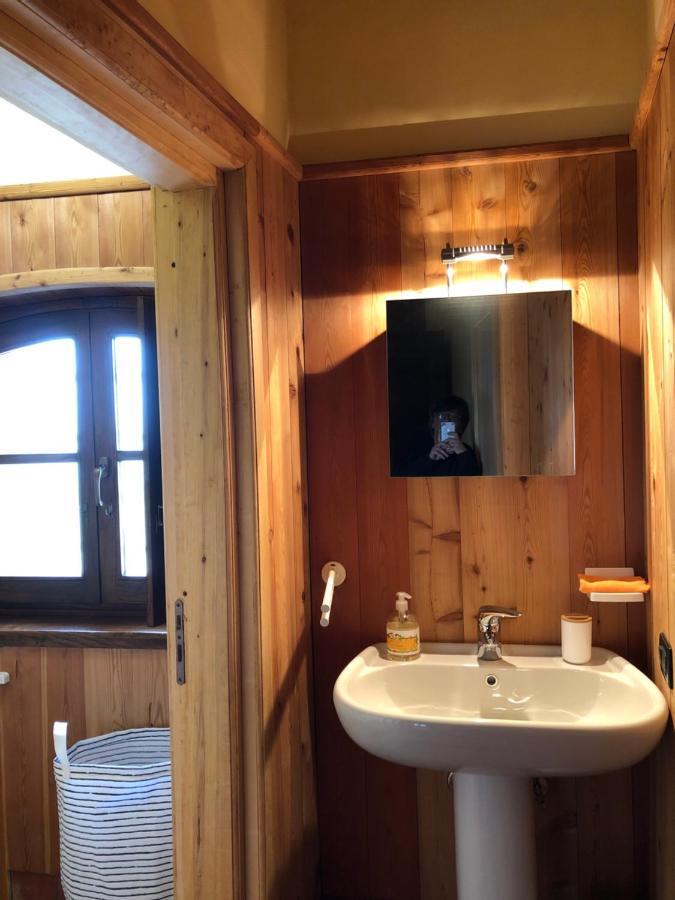 La Casa Del Castellano Hotel Cinzano Екстериор снимка